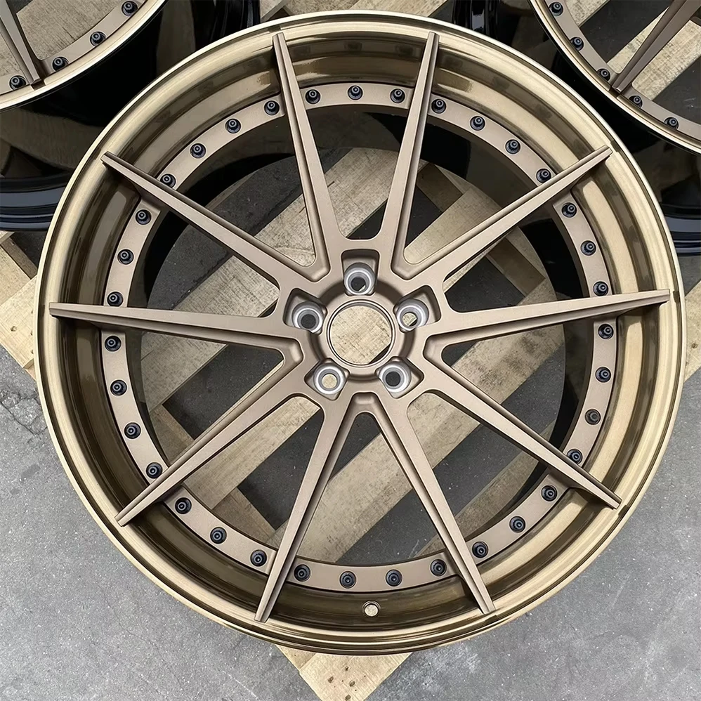 鍛造レーシングカーホイール 20 21 22 24 26インチ カスタム ブラッシュドブロンズリップ BMW用リム 5x112 5x120 2ピースホイール