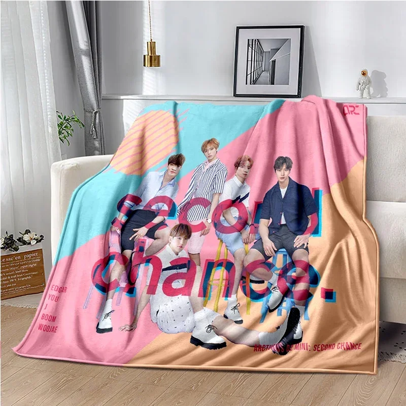 Kpop S-Stray Singer Star Group music enthusiast  Throws Blanket Home Sofa Hiking Picnic Super Soft Flannel Blanket birthday gift