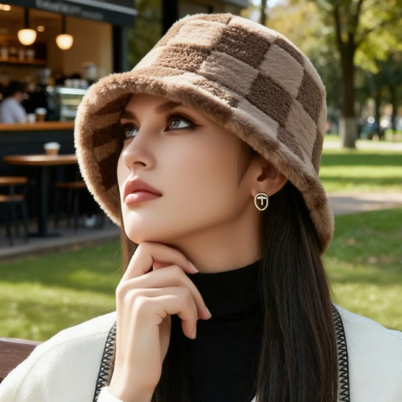 Multi-color Faux Fur Checkered - Bucket Hat Embroidered recension och pris
