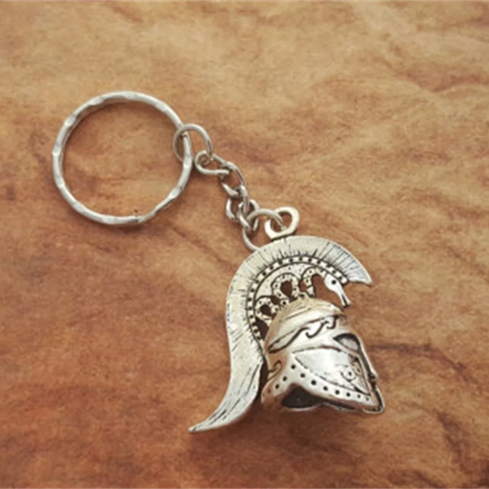 Retro Personality Ancient Silver Stereo Sparta Greece Rome Warrior Helmet Key Chains for Women Men Bag Pendant Jewelry Gifts