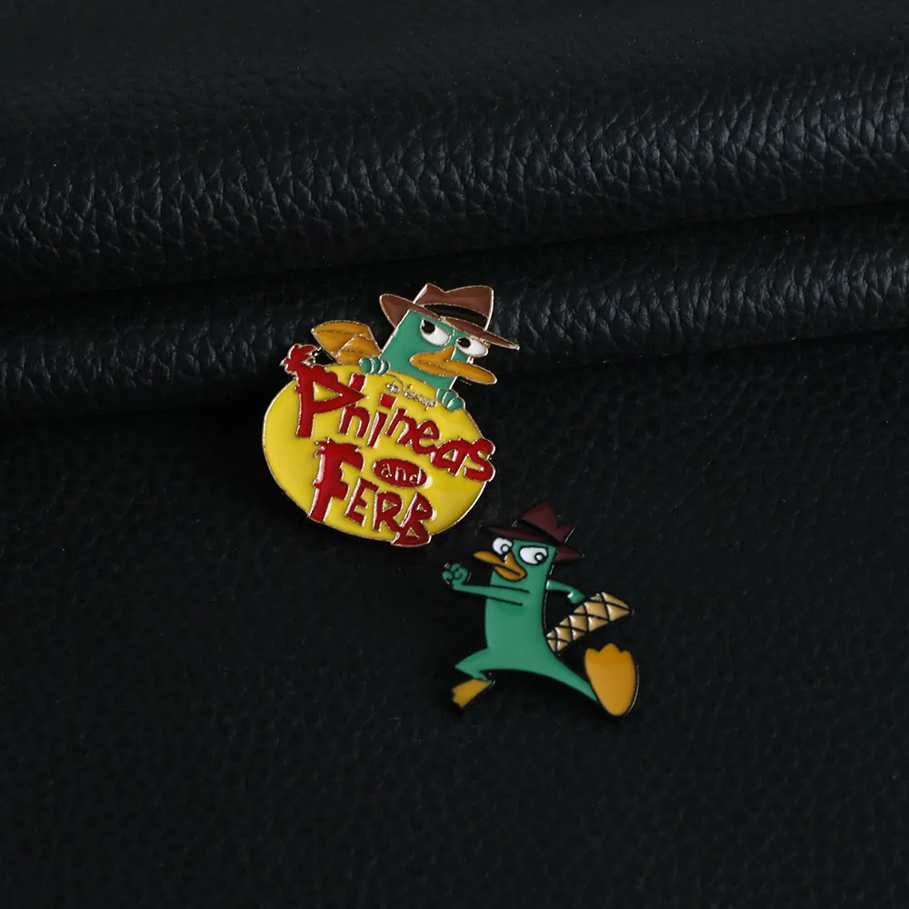 Classic Cartoon Phineas & Ferb Badge Brooch Pins Cute Green Animal Perry The Platypus Shape Enamel Brooches Jewelry Cosplay Gift