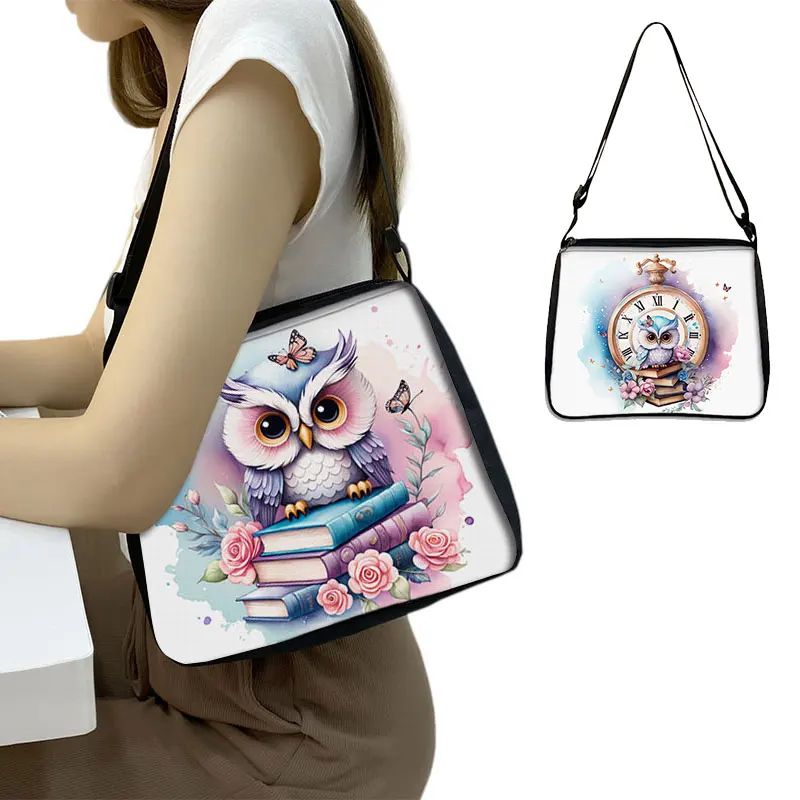 Cute Owl Standing on The Books Print Shoulder Bag Cartoon Owl and Clock Women Handbag Key Phone Holder Daily Outdoor Travel Bag