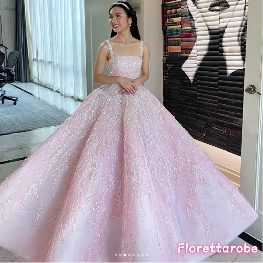 Florettarobe Rosa Pailletten-Applikationen Abendkleider Ballkleid Geburtstagsparty-Kleid Quadratischer Ausschnitt Kristall Vestidos De Maßanfertigung