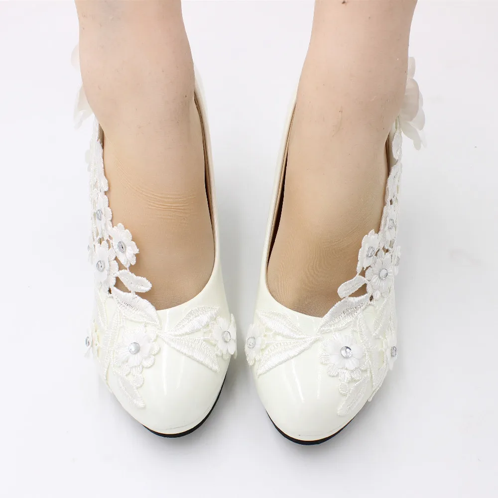 Fashion lace high-heel bridal shoes Three-dimensional flower decoration Sexy women's shoes large size white wedding shoes