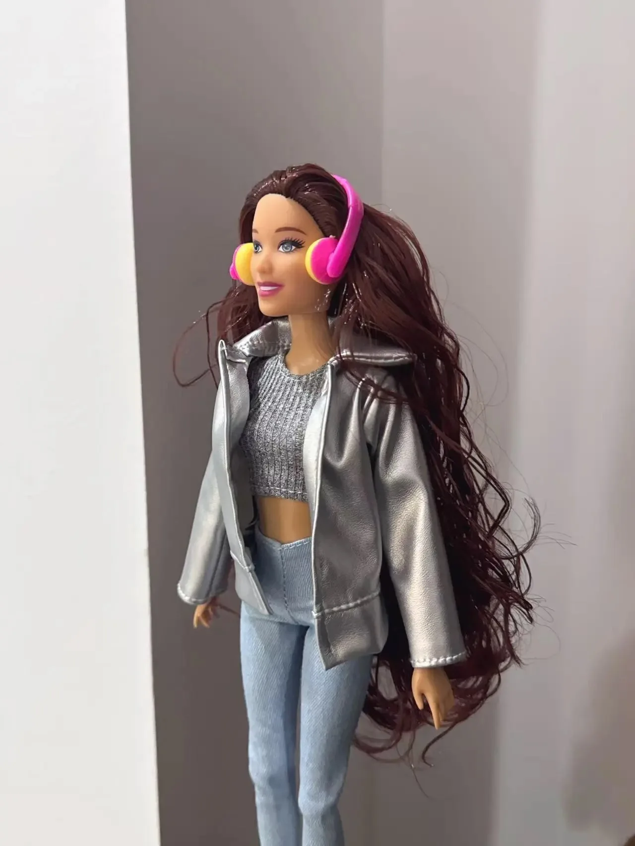 30 cm Cool Girl BABI Puppe Spielzeug Mode Silber Jacke + Denim Hosen Set 1/6 BJD Puppe Lockiges Haar Gelenke bewegliche Tägliche Dress Up Spielzeug
