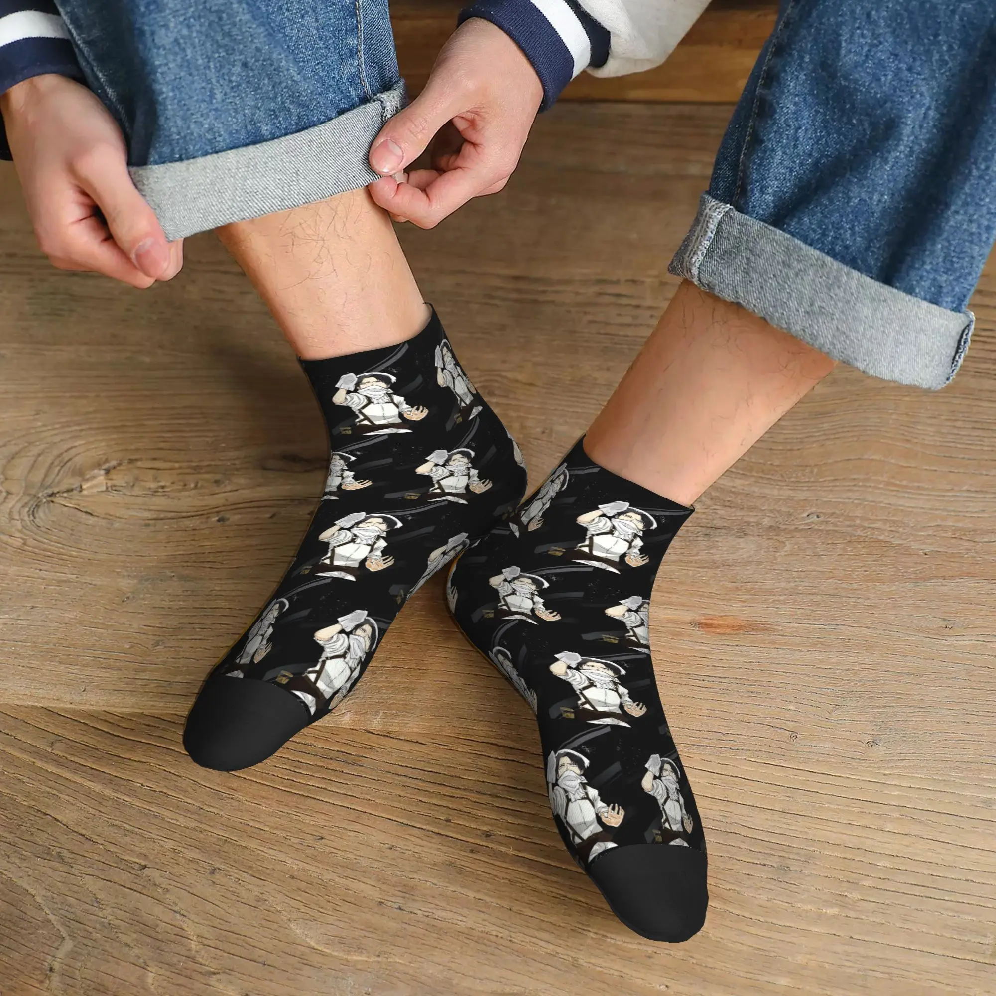 

Всесезонные носки Levi Ackerman Attack on Titan, спортивные носки в стиле Харадзюку, мягкие повседневные чулки для мужчин и женщин, подарки