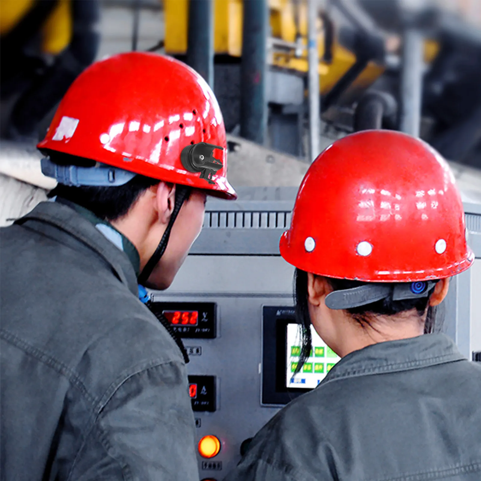 

Крепление-держатель для фонарика на каску: надежное крепление, легкий и удобный дизайн, надежная фиксация на каске