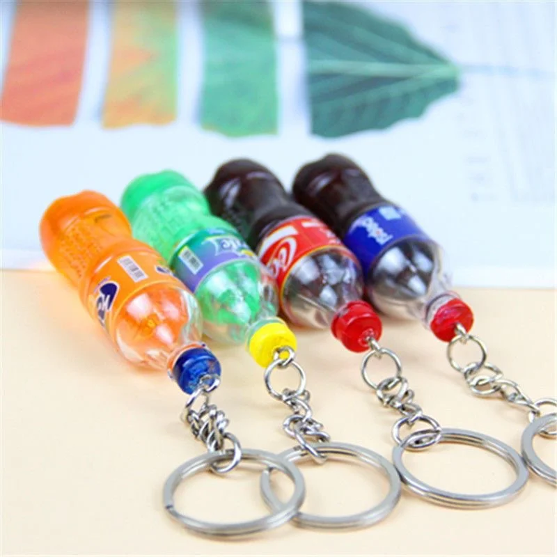 50 pcs Simulated Beverage Bottle Keychain Resin Doll Couple Key Chain Men Women Bag Pendant Children Mini Canned Drinks Bottle