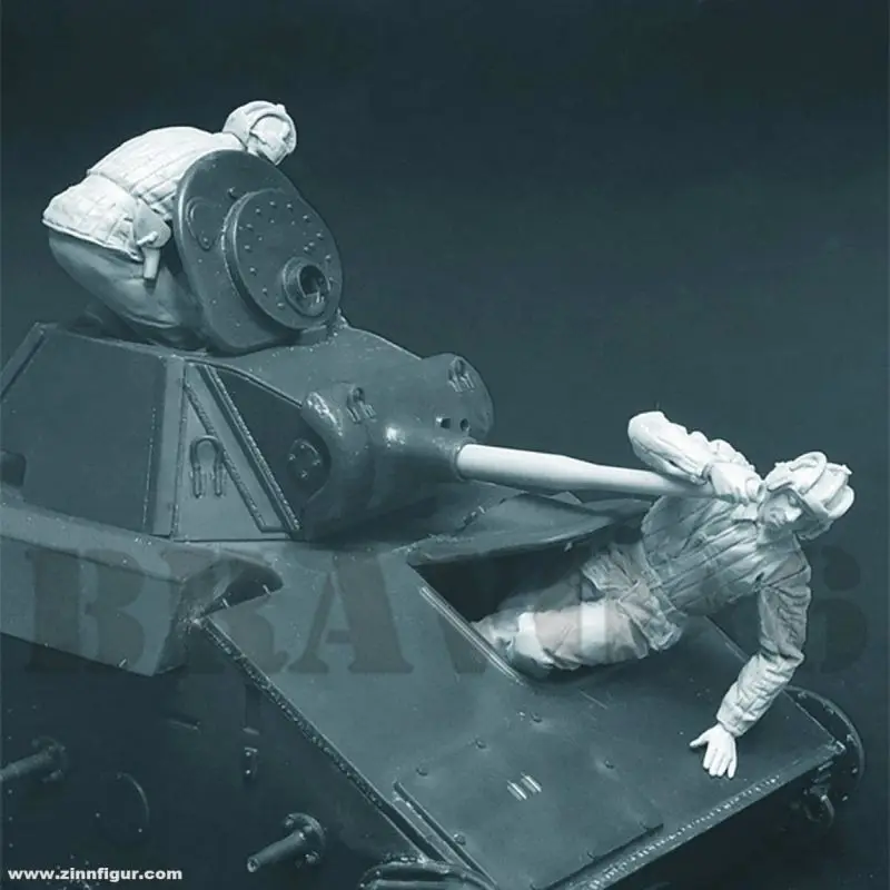 1/35 Scale Doll Model Kit - Two Soldier Pilot - Unassembled and Unpainted - 132R