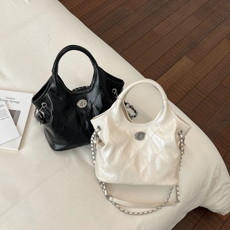 Women's Large Capacity Shoulder Bags 2026 New Style Top-handle Bag Classic Chain Crossbody Bag Lady Shopping Commuting Tote Bags