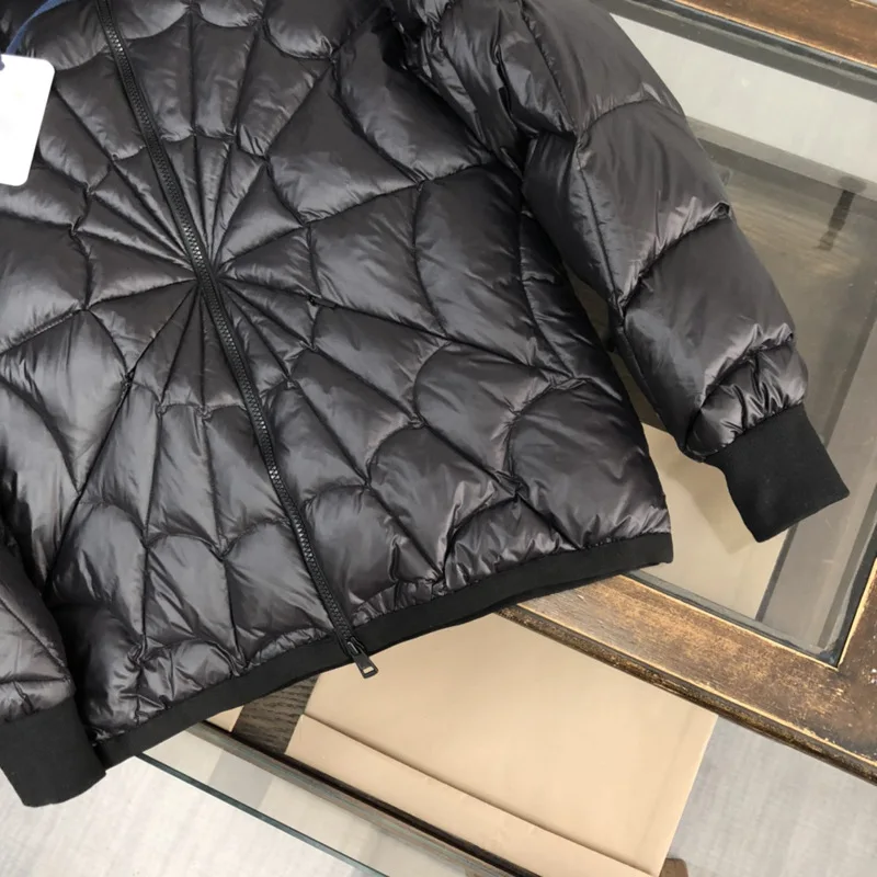 2024 Winter New Spider Net Hooded Down Jacket 90 Ciepła kurtka puchowa rekreacyjna Przystojny duży rozmiar Białe kurtki puchowe dla mężczyzn