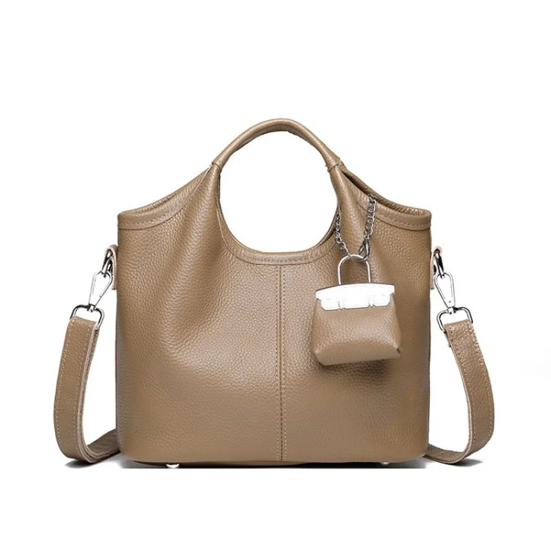 

Elegant Women's Crossbody Bag Premium Leather Shoulder Handbag Ladies Designer Tote Messenger Bag For Daily Use