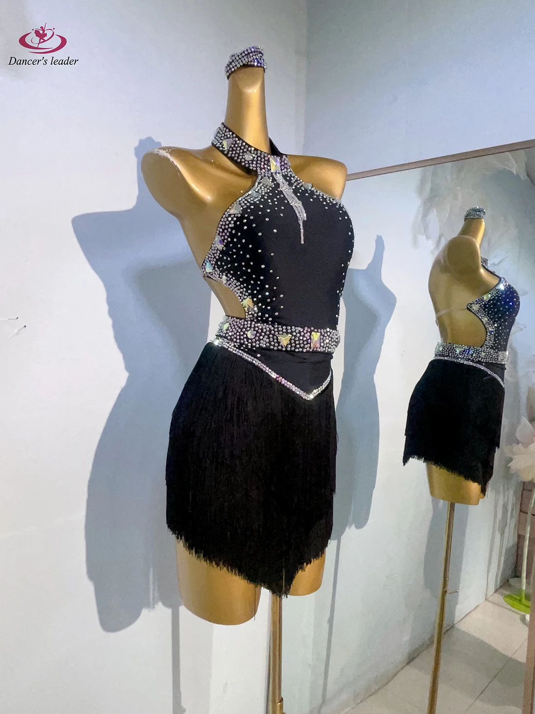 Costume de danse latine avec strass, vêtements pour femmes, haut de gamme, personnalisé, grande jupe à franges dos nu, robe à fleurs, robe de spectacle Samba