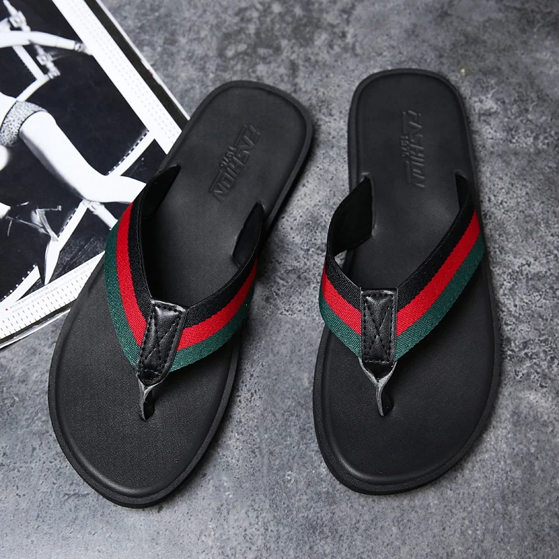 Summer Hot Selling Soft Soled Comfortable Flat Shoes Anti Slip Men's Home Slippers Outdoor Commuting Men's Fashionable Sandals