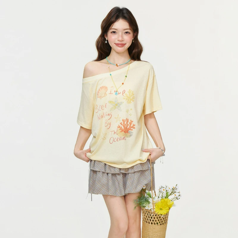 

One-shoulder Off-the-shoulder Printed Thin Short-sleeved T-shirt for Women Summer 2026 It Is A Loose Top Sexy Spicy Girl Style