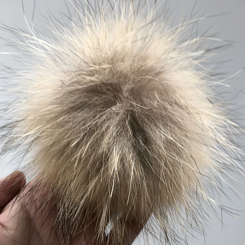 DIY Small Pompoms Balls For Hats Raccoon Fur Poms 100% Natural Fox Pompon Large Pompon With Snap Button Wholesale Bulk price