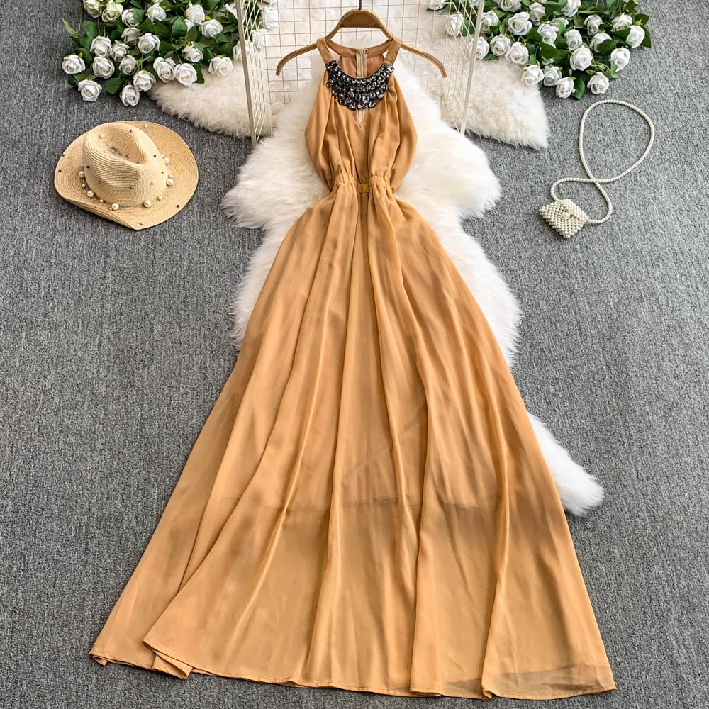 Clothland Vrouwen Sexy Kralen Diamant Maxi Jurk Uitgesneden Mouwloos Een Stuk Vrouwelijke Chic Lange Jurken Vestido QE045