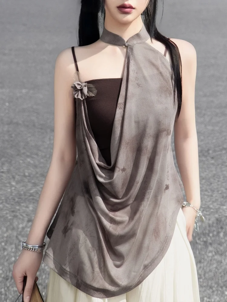 

Свободный топ-жилет и футболка: комплект из двух предметов, оригинальный дизайн, асимметричная боковая отделка с узором «облако», цвет кофе, универсальный.