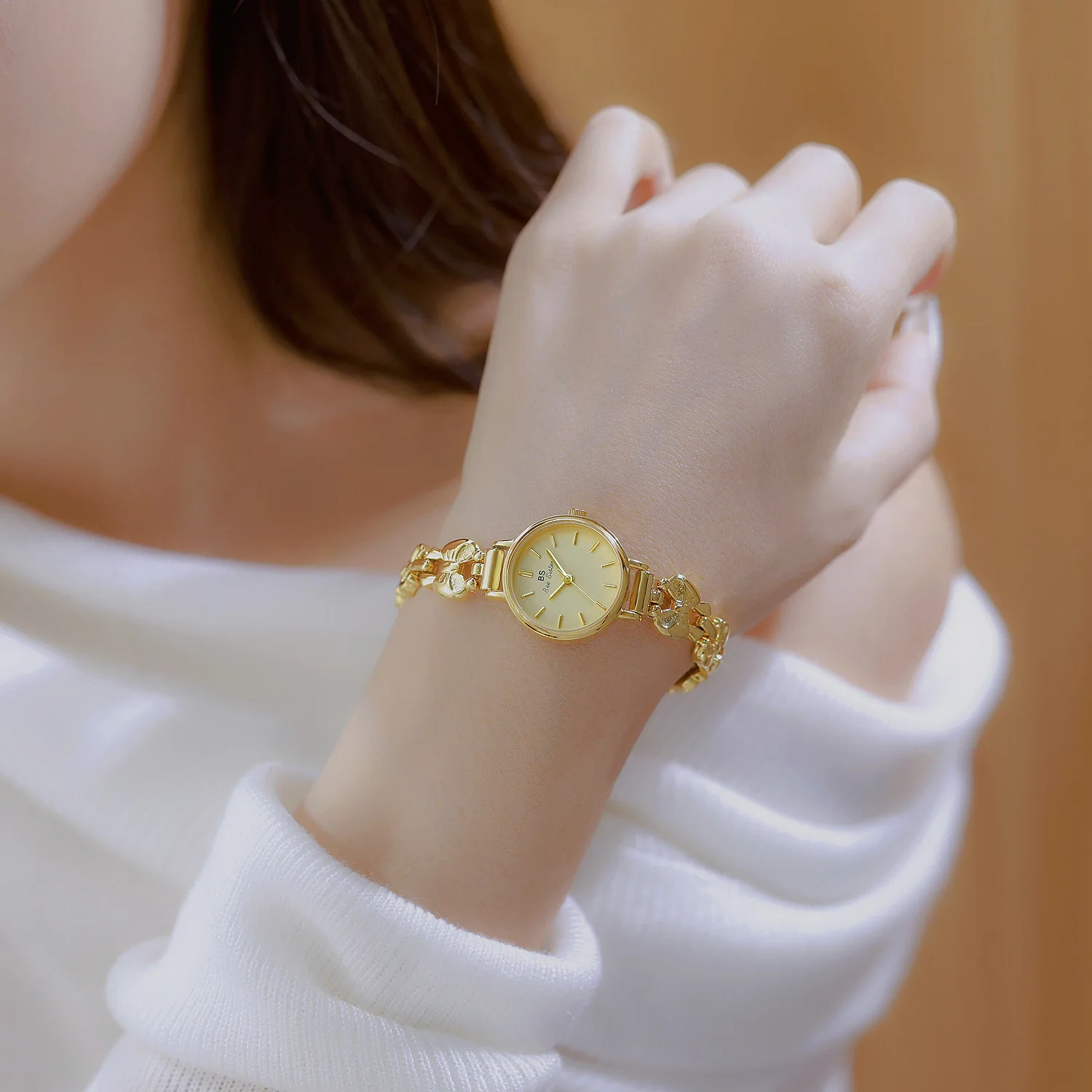 ساعات ريترو فاخرة للسيدات، أشرطة أنيقة على شكل فيونكة، ساعة فضية بسيطة، أفضل هدية لساعات المعصم الكوارتز المقاومة للماء لصديقتك