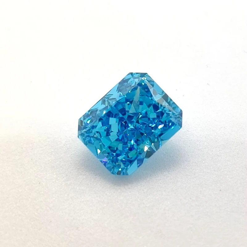 Kubischer Zirkonia, rechteckige Form, Crushed-Ice-Schliff, Aquamarin-Farbe, 4K-Schliff, 5A-Qualität, synthetischer Edelstein. – Detail 4