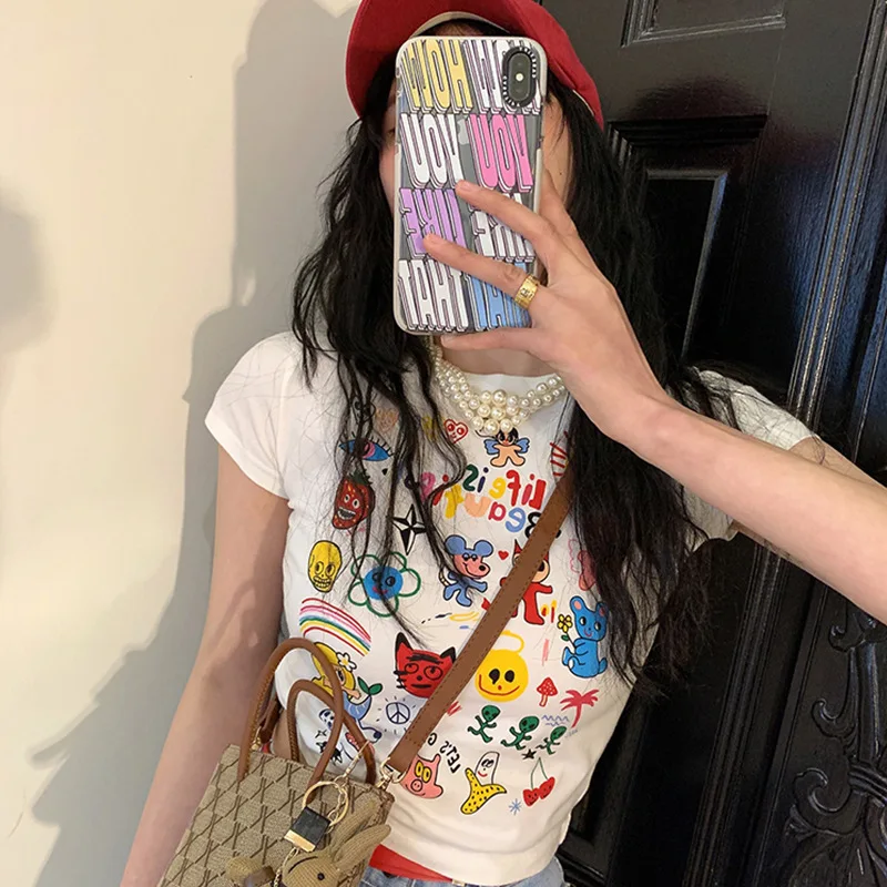 2024 New Spring Fun Cartoon Multi Pattern Cute Shirt Women's Retro Print Slim Fit T-shirt