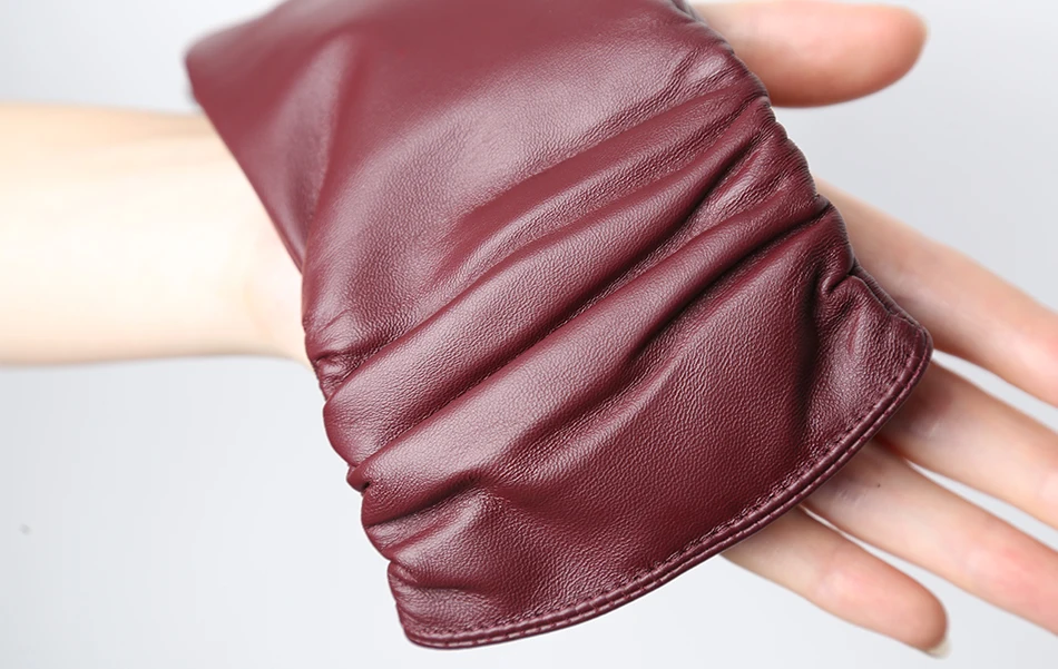 Simple Women's Gloves Winter Warm Plus Velvet Short Thin Touch Screen Gloves Driving Color Women's Leather Gloves High Quality