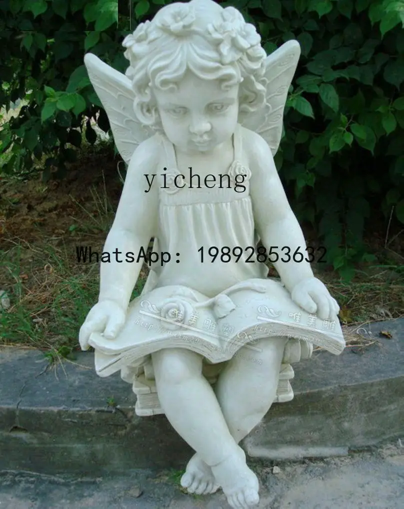 Skulptur Figur Ornament Haushof Fischteich Landschaft Dekoration kleiner Engel spuckender Wasserbrunnen