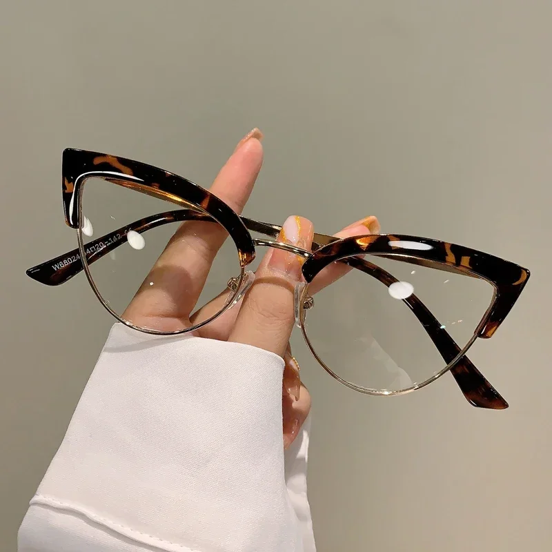 2024 Vintage Cat Eye Glasses Frame New Stylish Semi Metal Rim Women Eyewear Trendy Brand Design Non-prescription Eyeglasses