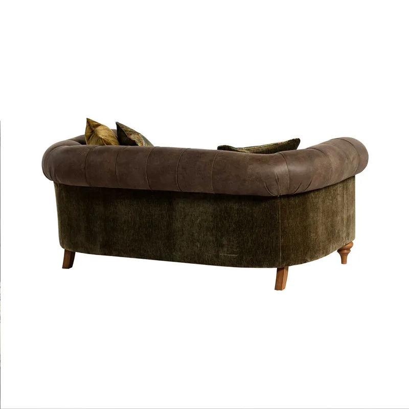 Тканевый диван с французской пряжкой