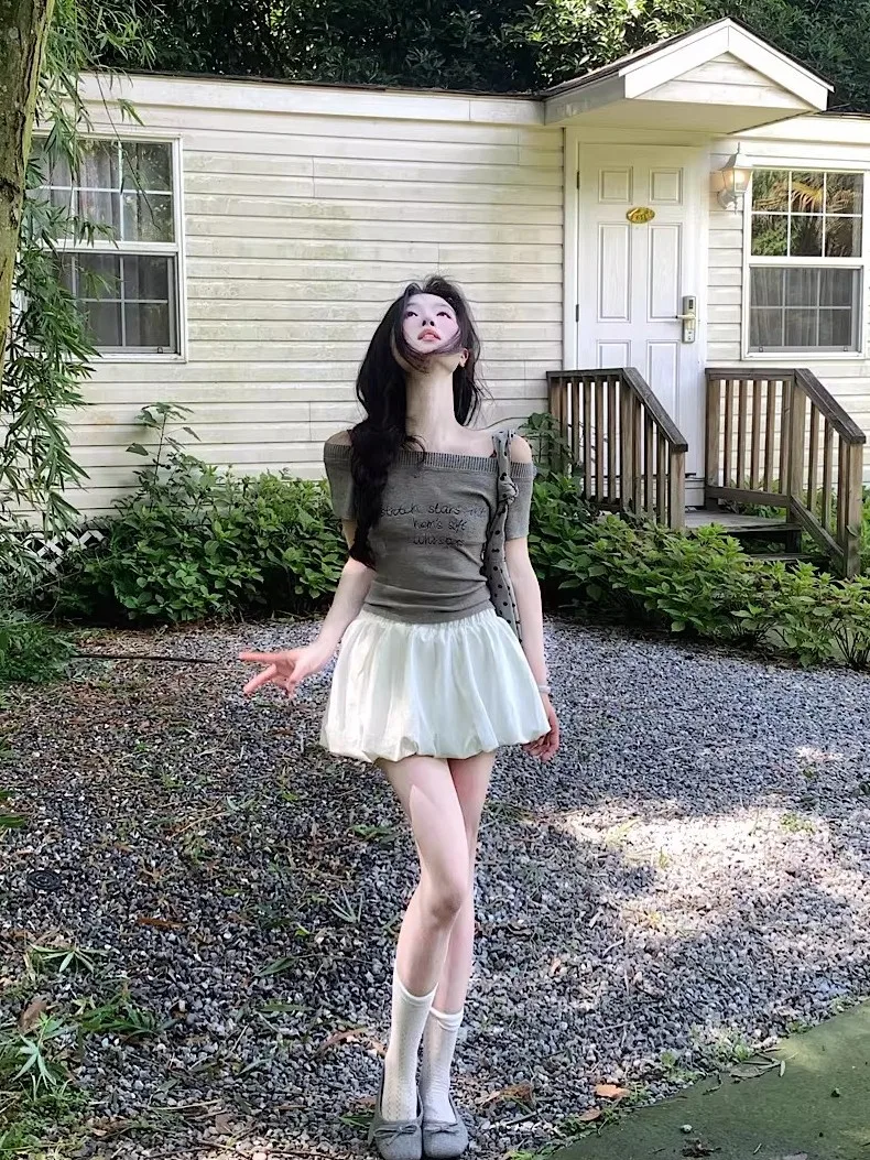 

Retro Spicy Girl Grey Off-Shoulder Short Sleeve Knitted Sweater Women's High Waist Skirt Two-Piece Set Spring Fashion