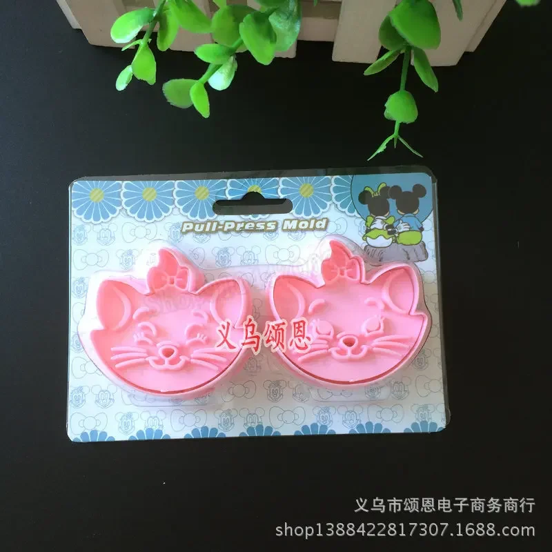 2-piece Set Mickey Minnie Pooh Bear Cartoon Biscuit Mold Fondant Embossing Cutting Cook Baking Accessories Cake Tools Gift