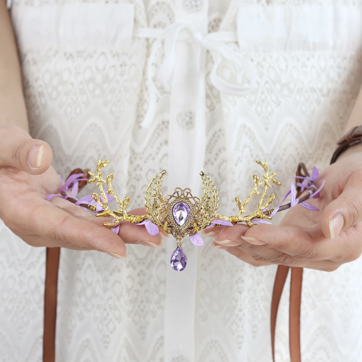

Fairycore Woodland Crystal Crescent Moon Twig Branch Tiara Crown Party Goddess Hairwear Cosplay Hair Jewelry for women