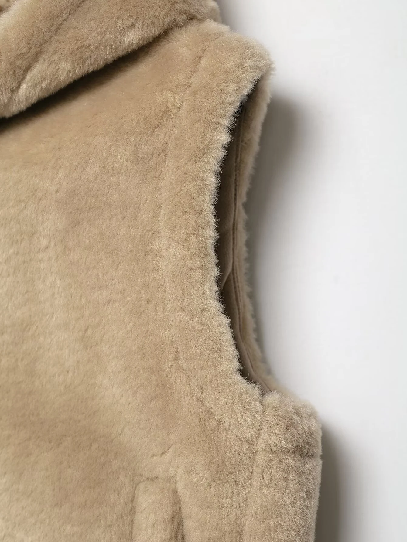 DEEABAE الخريف منتج جديد المرأة قصيرة مقنعين حبل مشبك الديكور الصوف سترة الفراء سترة