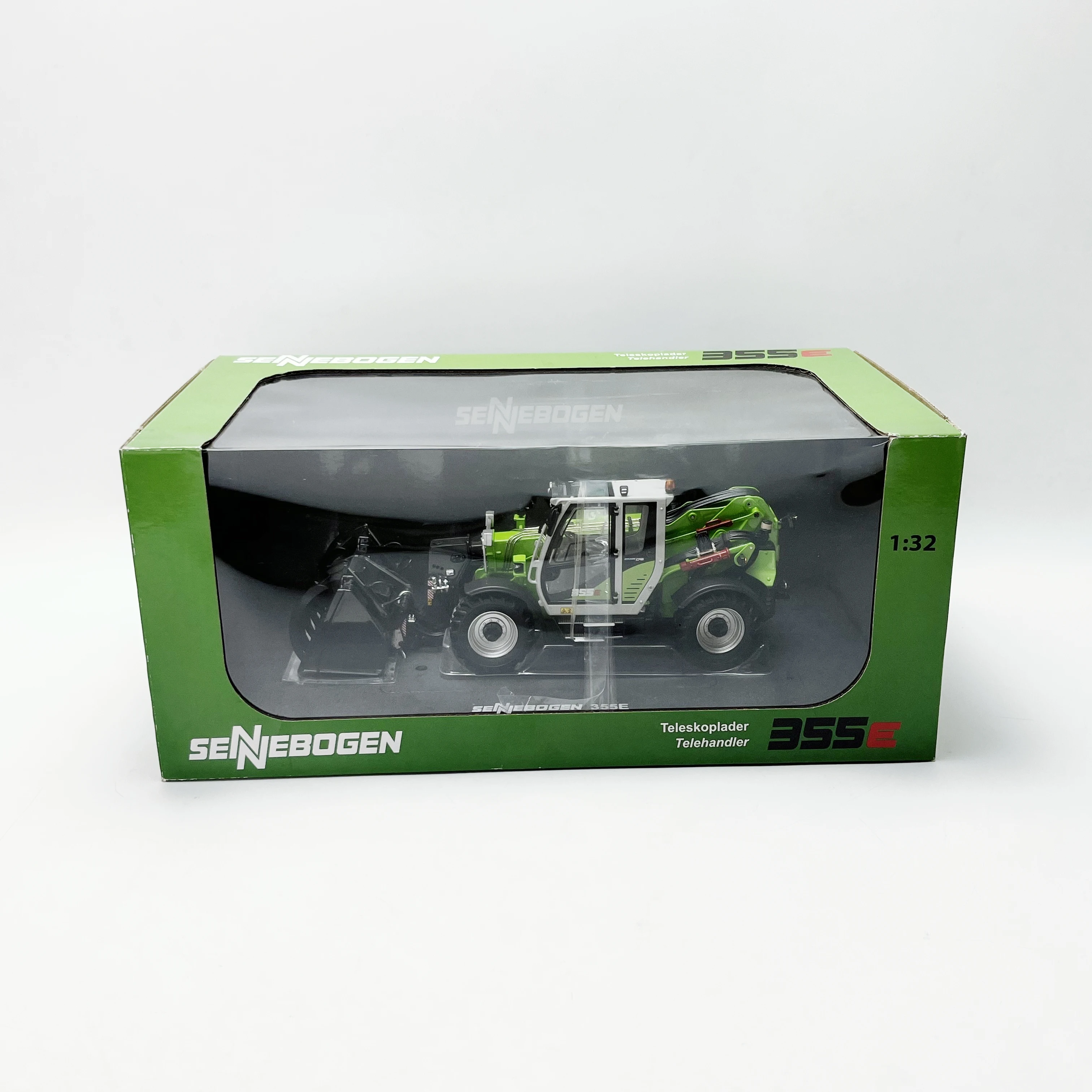 

UH 1/32 SENNEBOGEN 355E Alloy Forklift Model