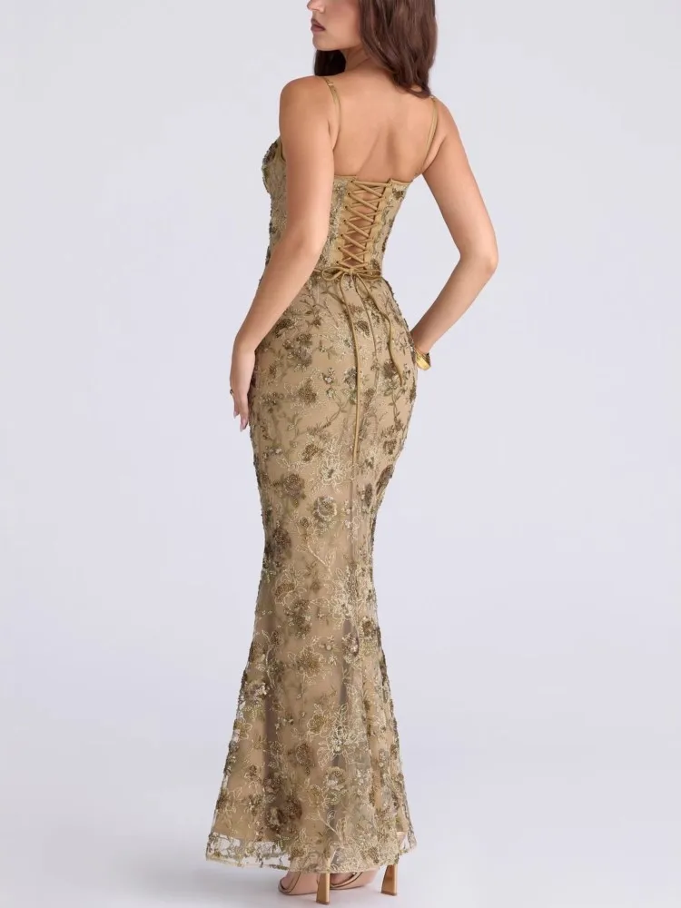 新しい女性のセクシーなホットガールスリムドレス春と夏の気質ローカラーノースリーブバックレスタイ宴会ハイウエストスカート