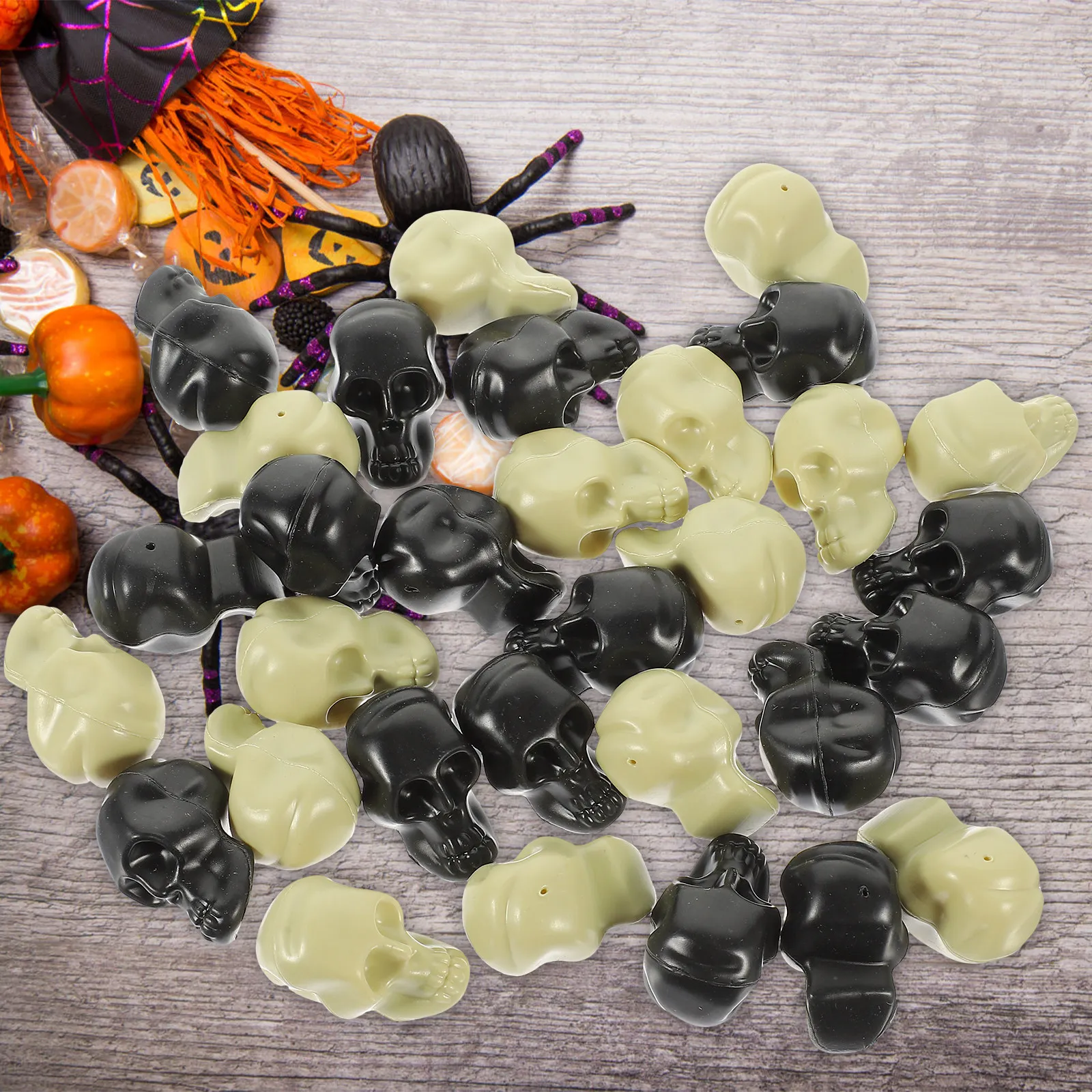 30Pcs Mini Plastic Skulls Realistic Halloween Skull Decoration Haunted Scary Party Photo Props Mini Skulls for Halloween