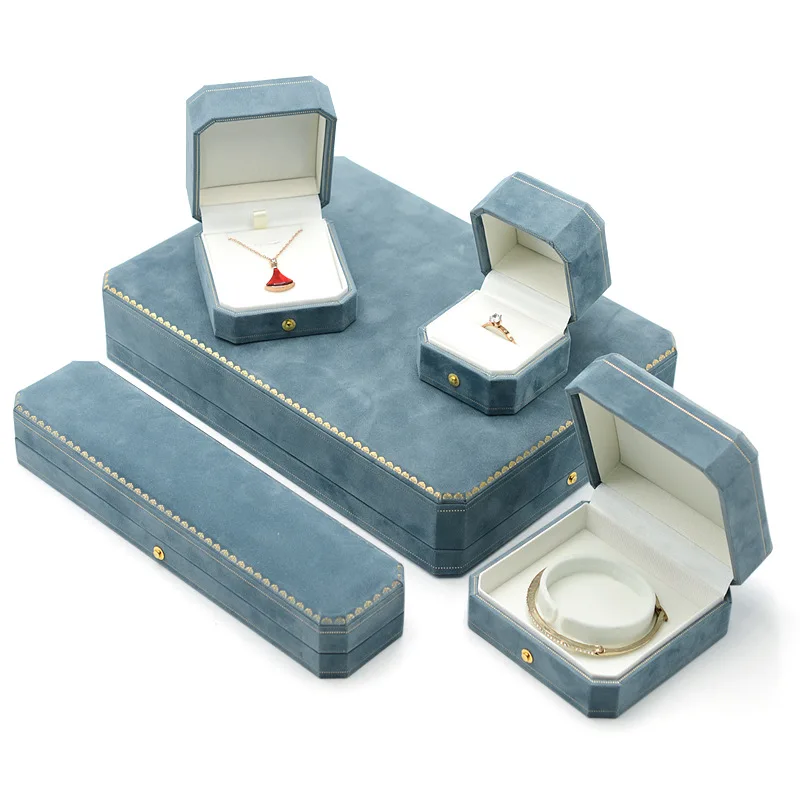 Top Grade Flannel Vintage Style Jewelry Box High Quality Ring Earrings Pendant Necklace Bracelet Jewelry Packaging Case