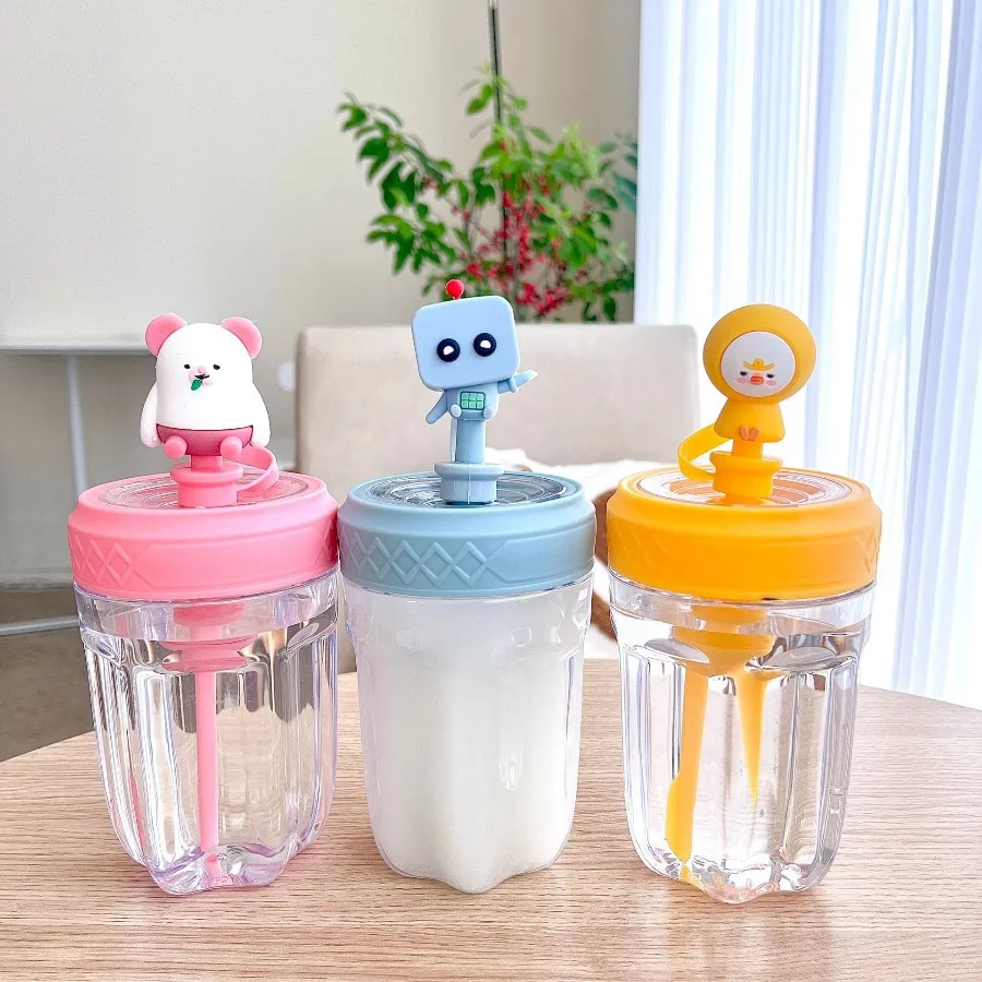 

New cute cartoon dustproof straw cup stopper coffee cup for men and women, portable, stylish, everyday glass cup