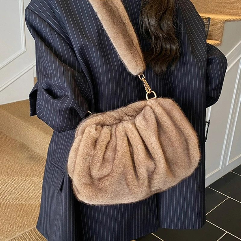 

Модная женская сумка-клатч из искусственного меха, винтажная пушистая сумка на плечо для осени и зимы, повседневные сумки простого дизайна для путешествий