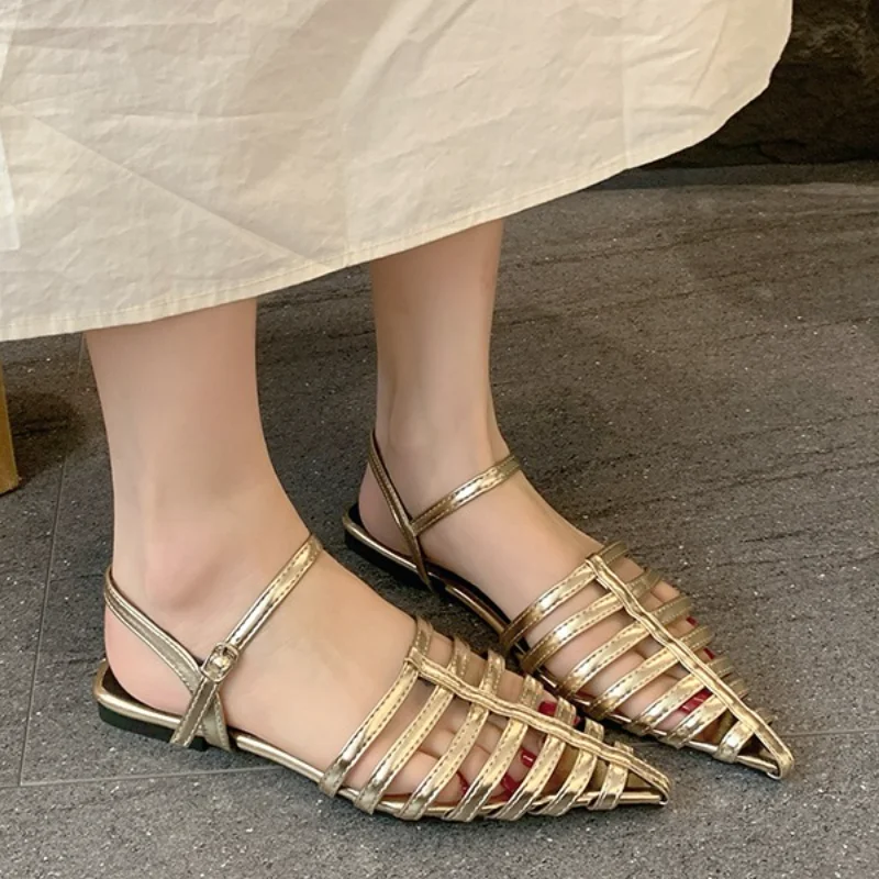 

Летние женские сандалии с острым носком в стиле ретро, модные открытые женские уличные платья на плоской подошве, сандалии-гладиаторы