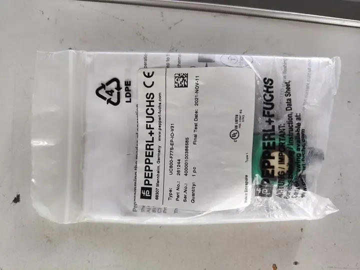 UC800-F77S-EP-IO-V31