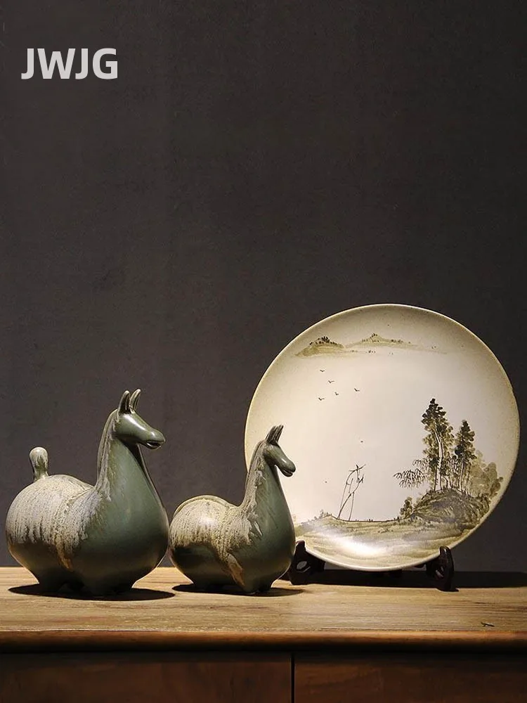 

Новая китайская декоративная тарелка с пейзажной живописью, фарфор из Цзиндэчжэня, для гостиной, для тумбы под телевизор, художественное изделие