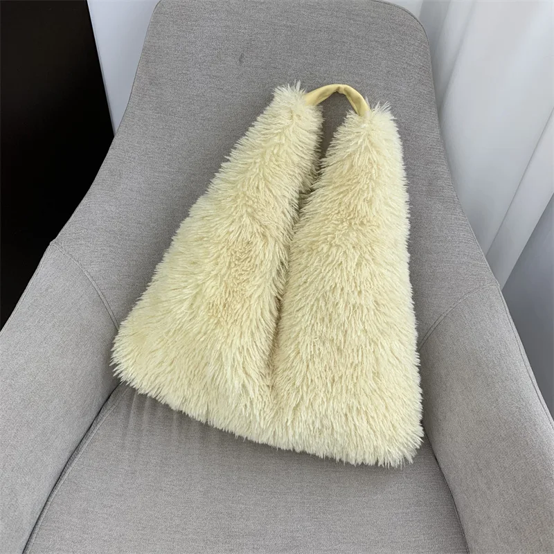 2024 Luxury Designer Faux Fur Tote Bag Women Handbags Autumn Winter Plush Shoulder Crossbody Bags Y2K Girls Brand Shopper Purses