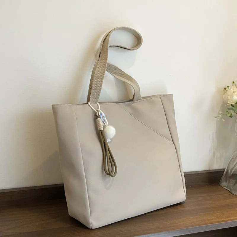 

Элегантная женская сумка-мессенджер из тонкой кожи, классический Париж, аккуратный, легкий, повседневный дизайн ​