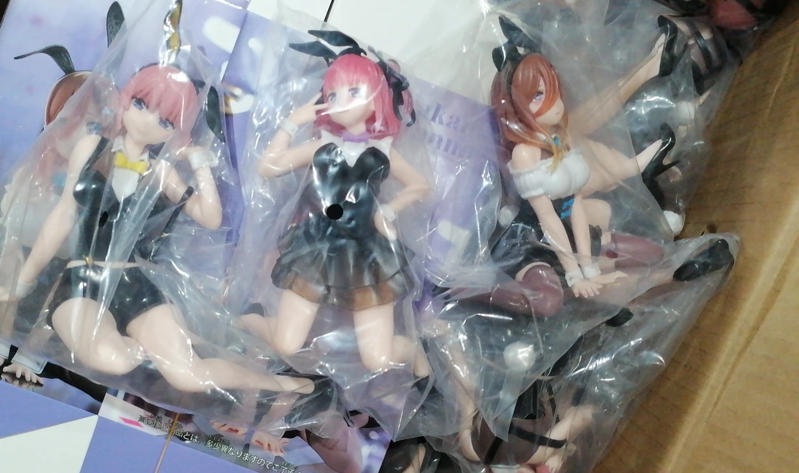 10CM Anime The Quintessential Quintuplets Figure Nakano Miku Nino Ichika Itsuki Bunny Girl Style Static Toys PVC