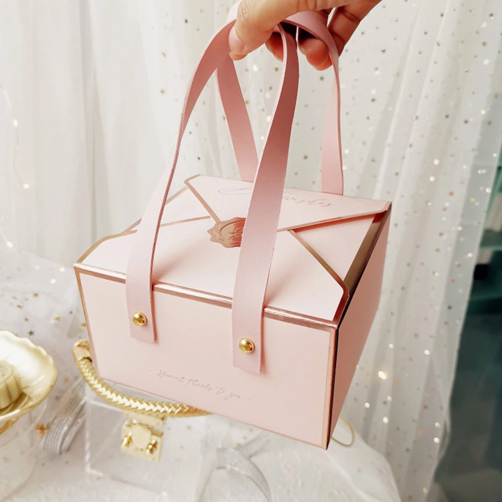 Portable Gift Boxes Leather Rope Handle Paper Box Chocolate Candy Packaging Box Wedding Birthday Party New Year Gift Decoration