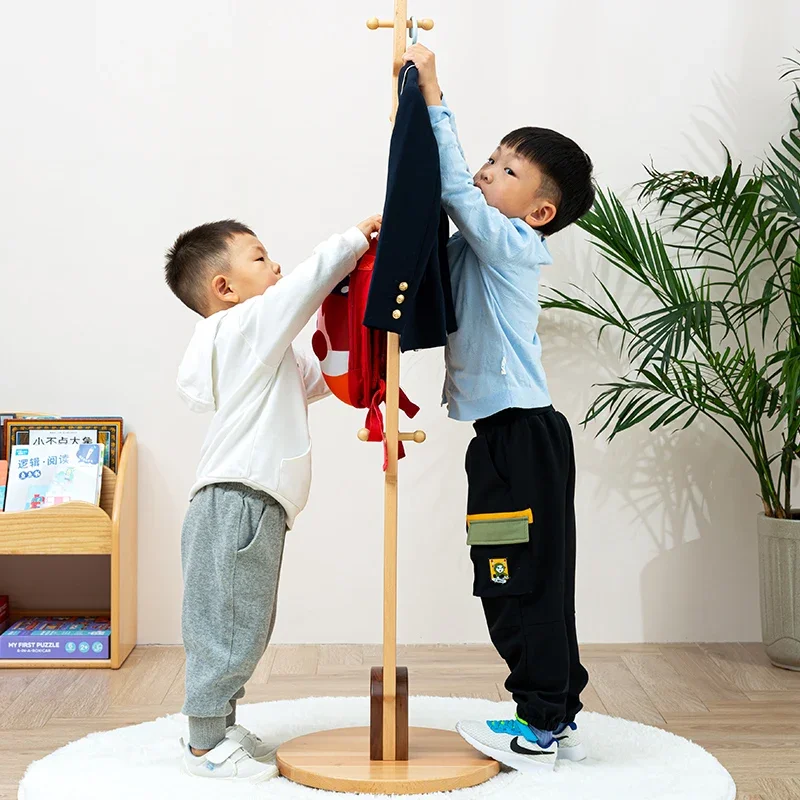 Perchero infantil de madera maciza, giratorio, almacenamiento de chaqueta de mochila escolar