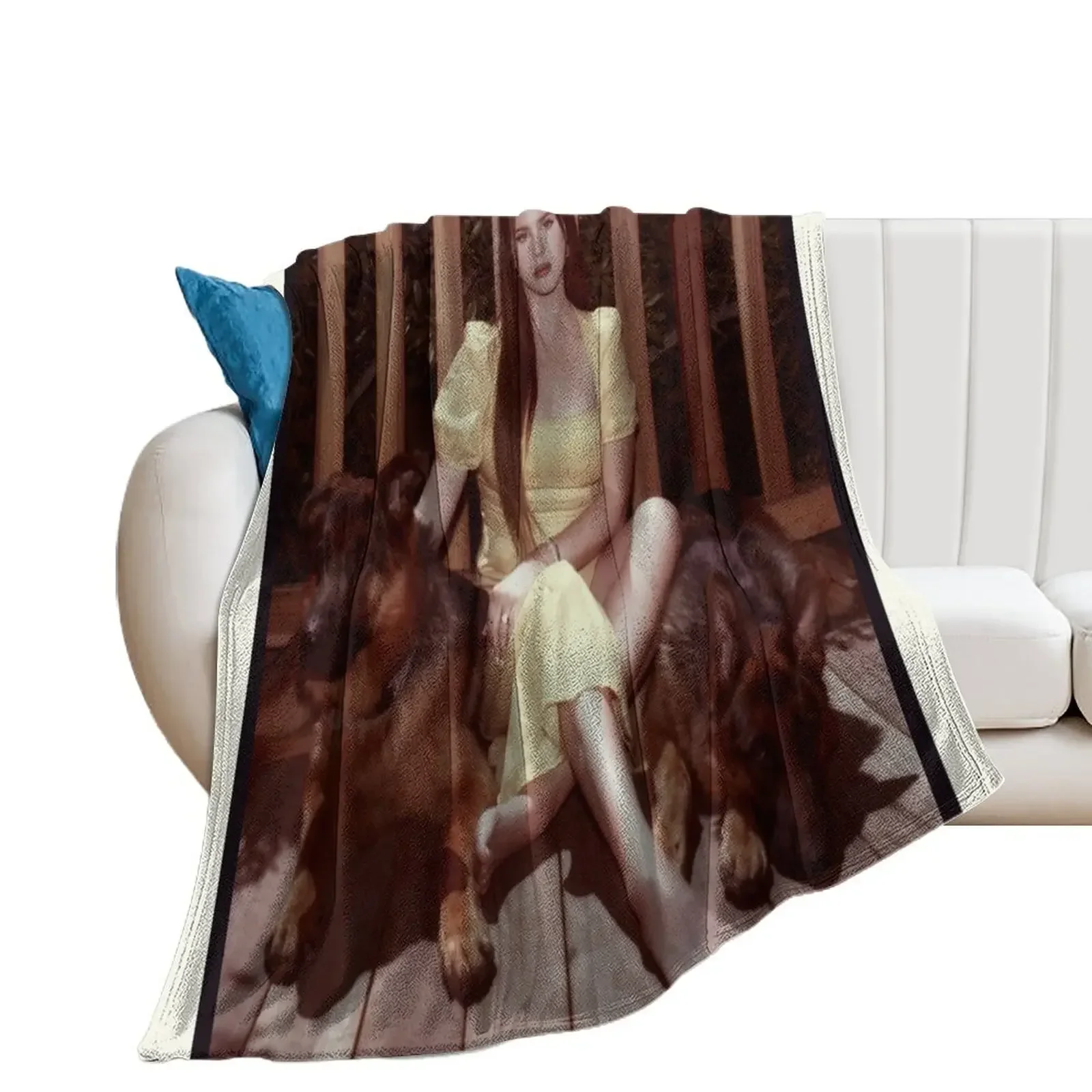 

Albums Original Lanadelreys || 0005 Poster Throw Blanket Sofas Tourist Furry Stuffeds Blankets