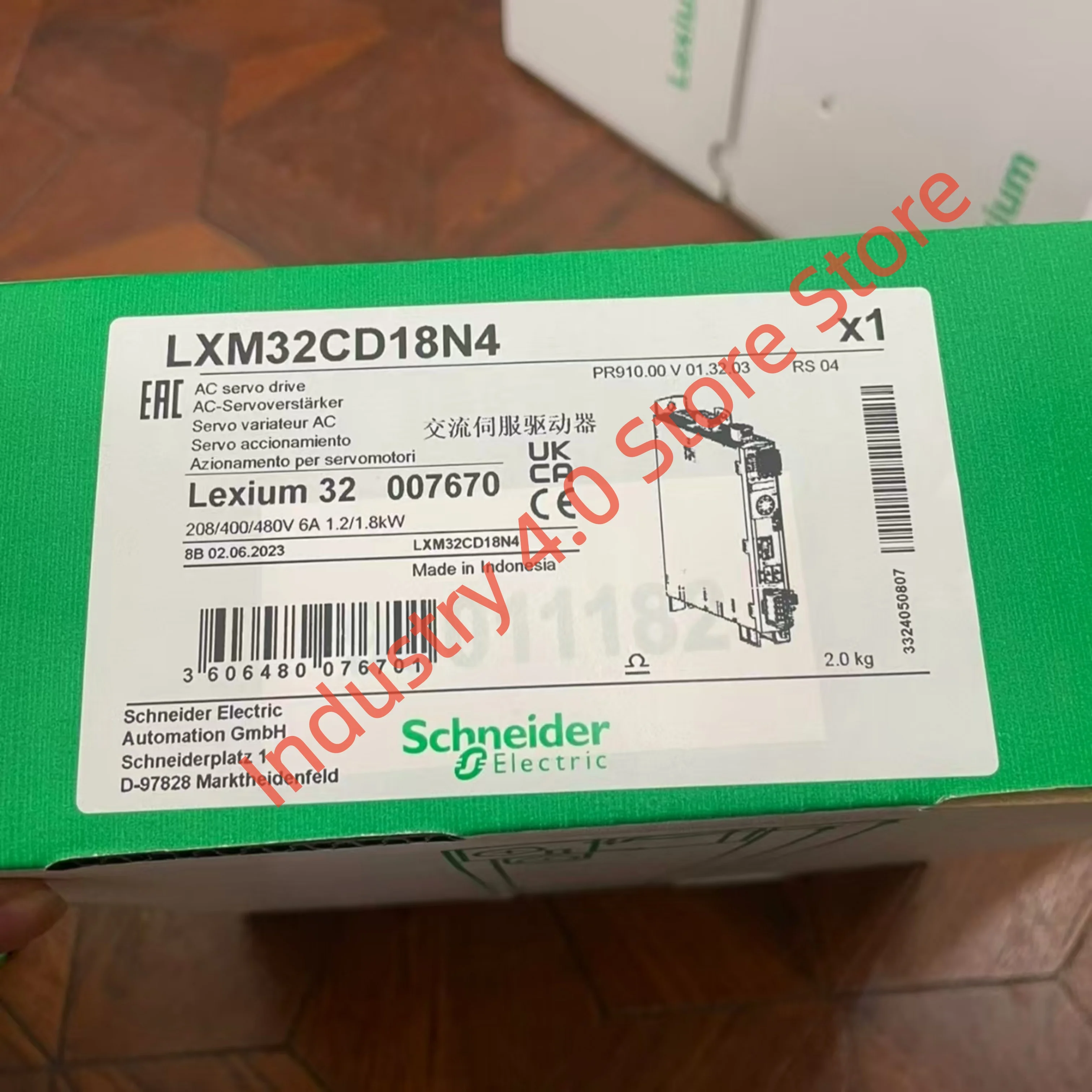 

Brand new LXM32CD18N4 servo controller