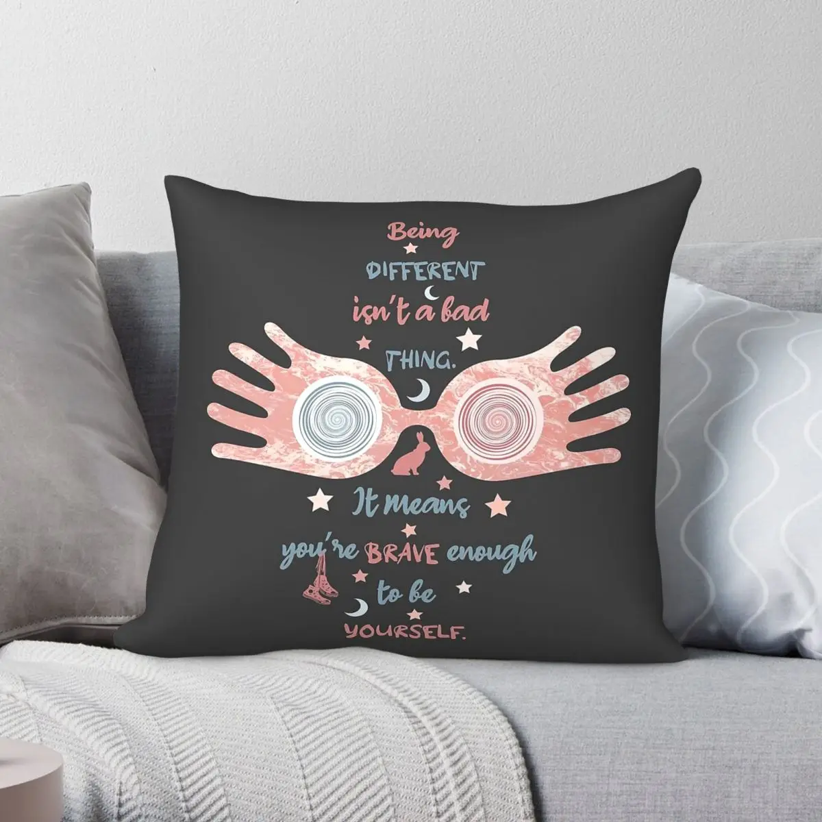 Brave Enough To Be Yourself Quadratischer Kissenbezug aus Polyester, Leinen, Samt, bedruckt, mit Reißverschluss, dekorativer Kissenbezug für Zimmer, Großhandel, 18 Zoll